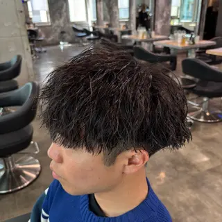 メンズ 🪽直毛男子の救世主 🪽フェザーパーマのヘアスタイル