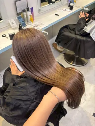 ロング 韓国ワンホン透明感 カラー✨🖤ここあのヘアスタイル