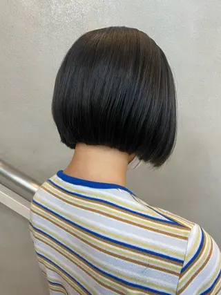 ショート 艶髪　透明感カラー 田中伶奈のヘアスタイル