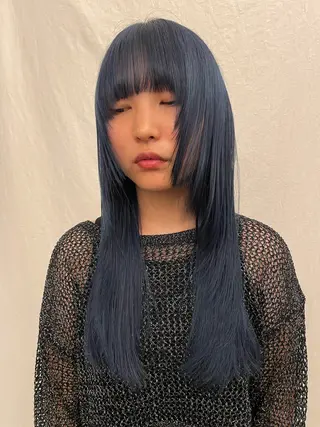 カラー りく　海外ヘアー オシャレのヘアスタイル