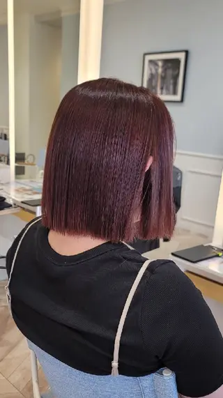 ショート 高口 雅のヘアスタイル