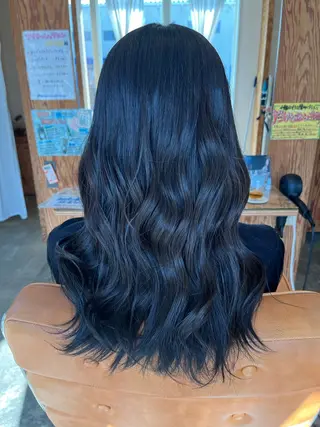 ロング カラー pollen moekaのヘアスタイル