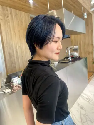ショート 都筑 莉佳子のヘアスタイル