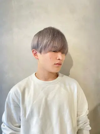 ショート カラー メンズ ハイトーン×レイヤー ／遠藤将太のヘアスタイル