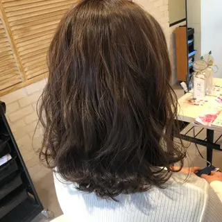 ミディアム カラー 金子 富士のヘアスタイル