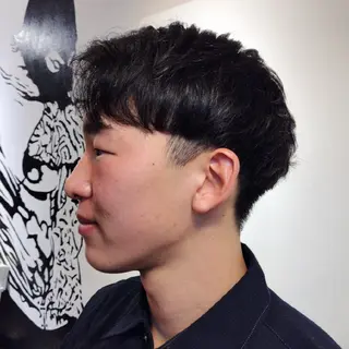 メンズ ショート 埼玉久喜/ハイトーン デザインカラーRYOのヘアスタイル