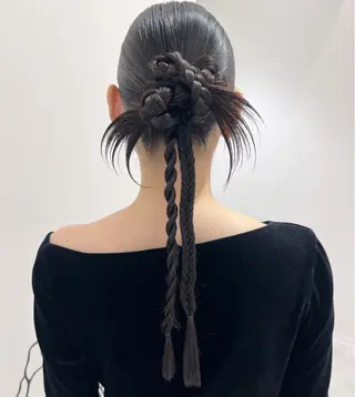 セミロング ヘアアレンジ karin🌛ボブ／ 透明感たっぷりカラーのヘアスタイル