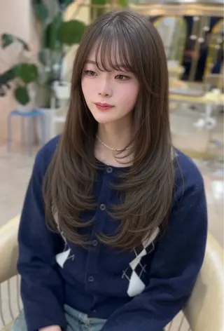 ロング カラー Akane レイヤー/艶カラーのヘアスタイル