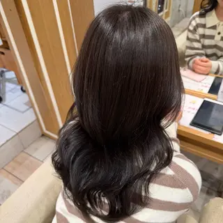 ロング カラー 小柳 夏美のヘアスタイル