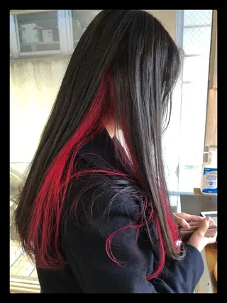 カラー 竹内 絢香のヘアスタイル