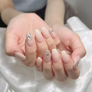 ネイル MOON nailsのネイルデザイン