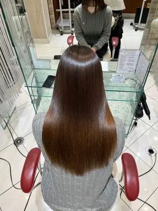 ロング 髪質改善美容師 鈴木のヘアスタイル
