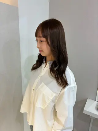 カラー ハナダ メイのヘアスタイル