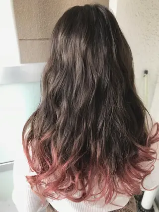 ロング カラー 岩谷/ブリーチ 🪽透明感カラーのヘアスタイル