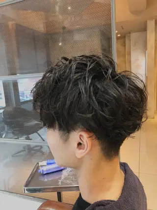ショート パーマ メンズ 透明感カラー& メンズアイブロウ専門のヘアスタイル