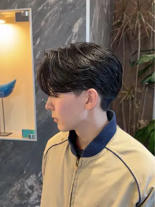 ミディアム パーマ メンズ 💈原宿指名No.1 センターパート💈のヘアスタイル