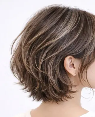 ミディアム カラー La Ruelle yoko🐈髪質改善のヘアスタイル