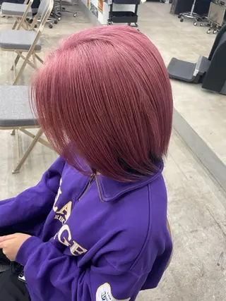 ミディアム カラー インナーカラー 推し ブリーチ 髪質改善のヘアスタイル