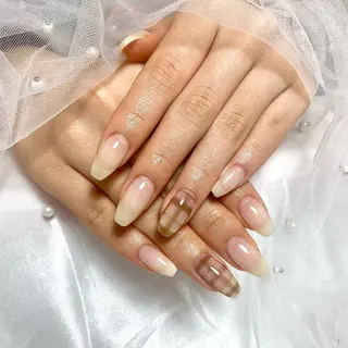 ネイル Yu-Ri (ゆうり)のネイルデザイン