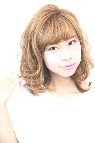 ミディアム カラー swordlief 鶴見店のヘアスタイル