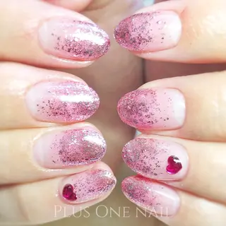 ネイル Plus  One _AZUSAのネイルデザイン