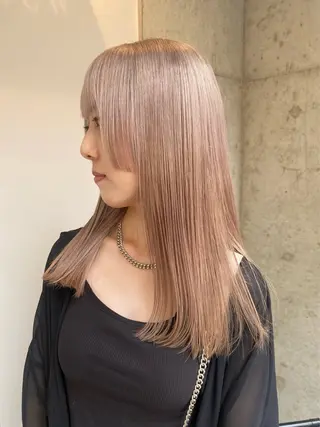ロング カラー ベージュカラー🐑 レイヤー🤎塚原優芽のヘアスタイル