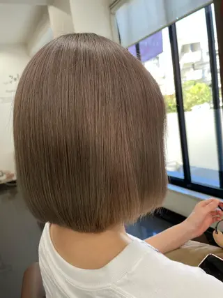 ショート カラー be flotのヘアスタイル