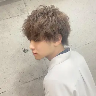 ショート カラー メンズ 古林 紘のヘアスタイル