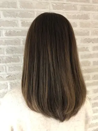 ロング カラー 北岡 慶子 大宮駅西口徒歩3分のヘアスタイル