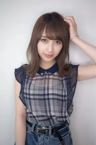 ミディアム 前井 正人のヘアスタイル