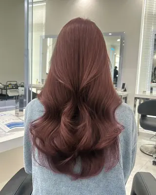 カラー 上品顔周りレイヤー 🥀トレンドスタイルのヘアスタイル