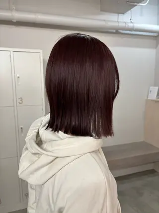 ミディアム カラー カネコ ノノカのヘアスタイル