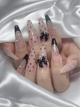 ネイル LEELA NAIL STUDIOのネイルデザイン