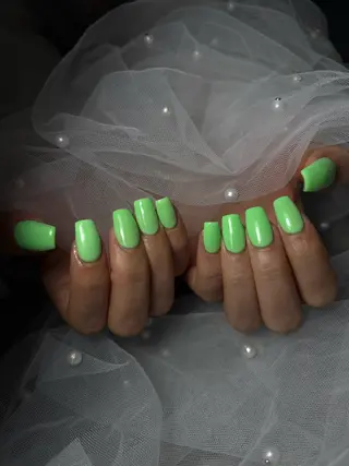 ネイル ハイビスカス ネイルサロンのネイルデザイン