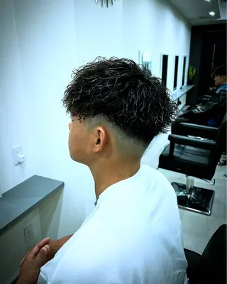 ショート パーマ メンズ Crew's WIND by CIEL所属・渡邉 勇樹のヘアスタイル
