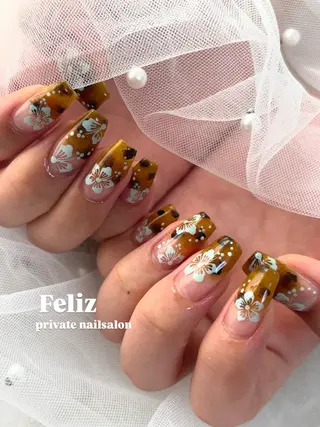 ネイル Feliz 楽しいネイルサロンのネイルデザイン