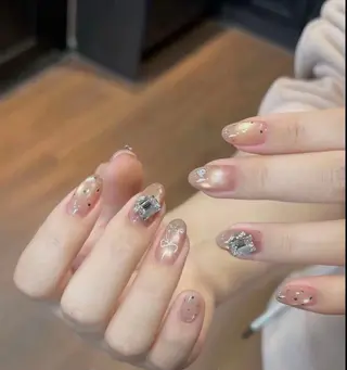 ネイル T.Lee Nail Lilyのネイルデザイン