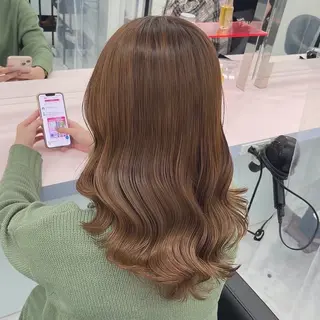 セミロング カラー トレンドレイヤー No.1/KOHEIのヘアスタイル