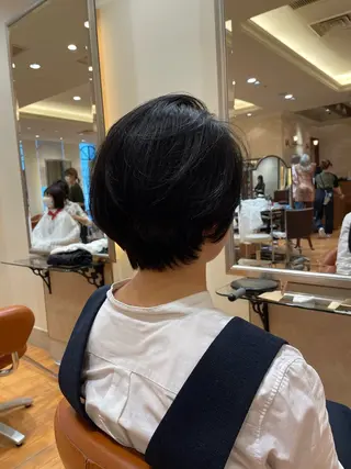 ショート ボブ ホノカのヘアスタイル