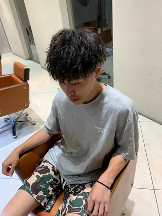 パーマ メンズ 山中 翔平のヘアスタイル