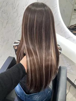 ロング 🐈‍⬛ララモアナ yuri🐈‍⬛のヘアスタイル