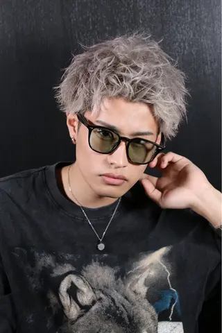 カラー メンズ TELA HAIR 副代表RIKUのヘアスタイル
