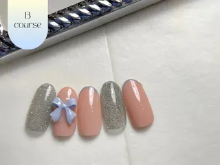 ネイル アリアグレイス Ranのネイルデザイン