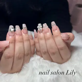 ネイル 藤田 璃々のネイルデザイン