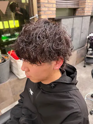 ミディアム パーマ メンズパーマ特化 TAIGAのヘアスタイル