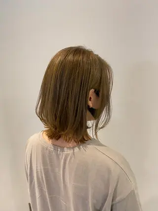 ミディアム カラー 根津 友輔のヘアスタイル