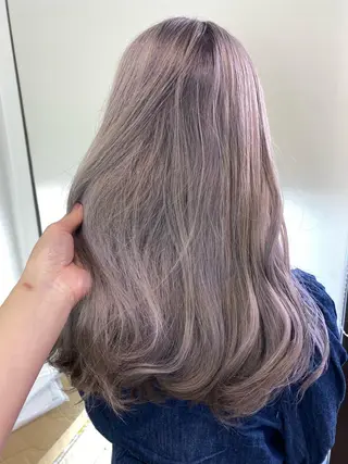 ロング カラー peg.hair所属・ブリーチカラー🫧 森　凪沙のヘアスタイル