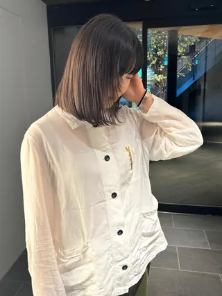 ミディアム 岸本 理希のヘアスタイル