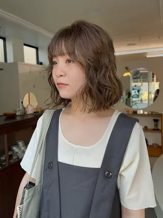 ミディアム パーマ 小林 美咲のヘアスタイル