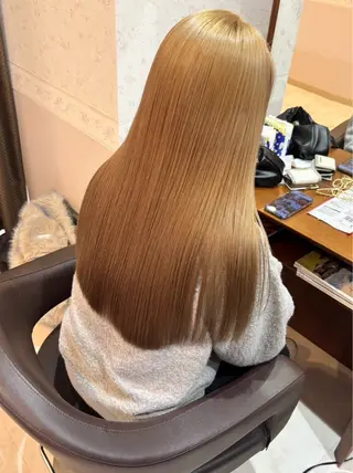 ミディアム カラー ハイトーン ブリーチ azu/中庄駅前店のヘアスタイル